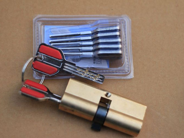 金寨24小时上门开锁公司